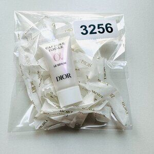 3256 DIOR CAPTURE TOTALE LE SERUM DELUXE SAMPLE SIZE DIOR SKINCARE